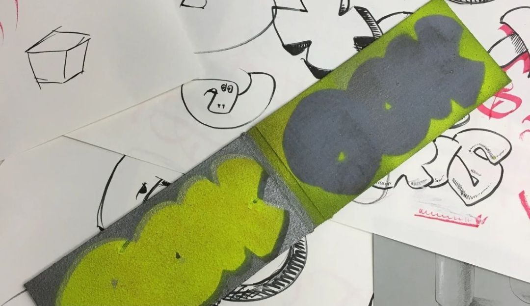 Buchmalerei trifft Urban Writing Buchmalerei trifft Urban Writing